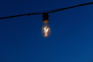 Éclairage LED industriel suspendu Trilux 170 W 4000 K (7143340)