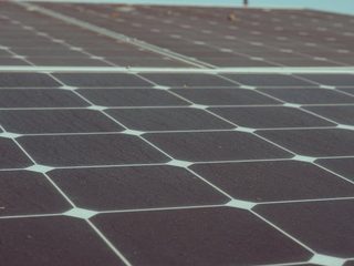 Éclairage extérieur solaire BF Light à détecteur 560 lm