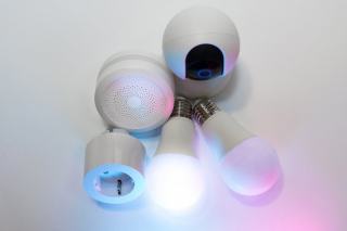 Réglette LED étanche Trilux Oleveo 44W 6000lm 150cm 4000K